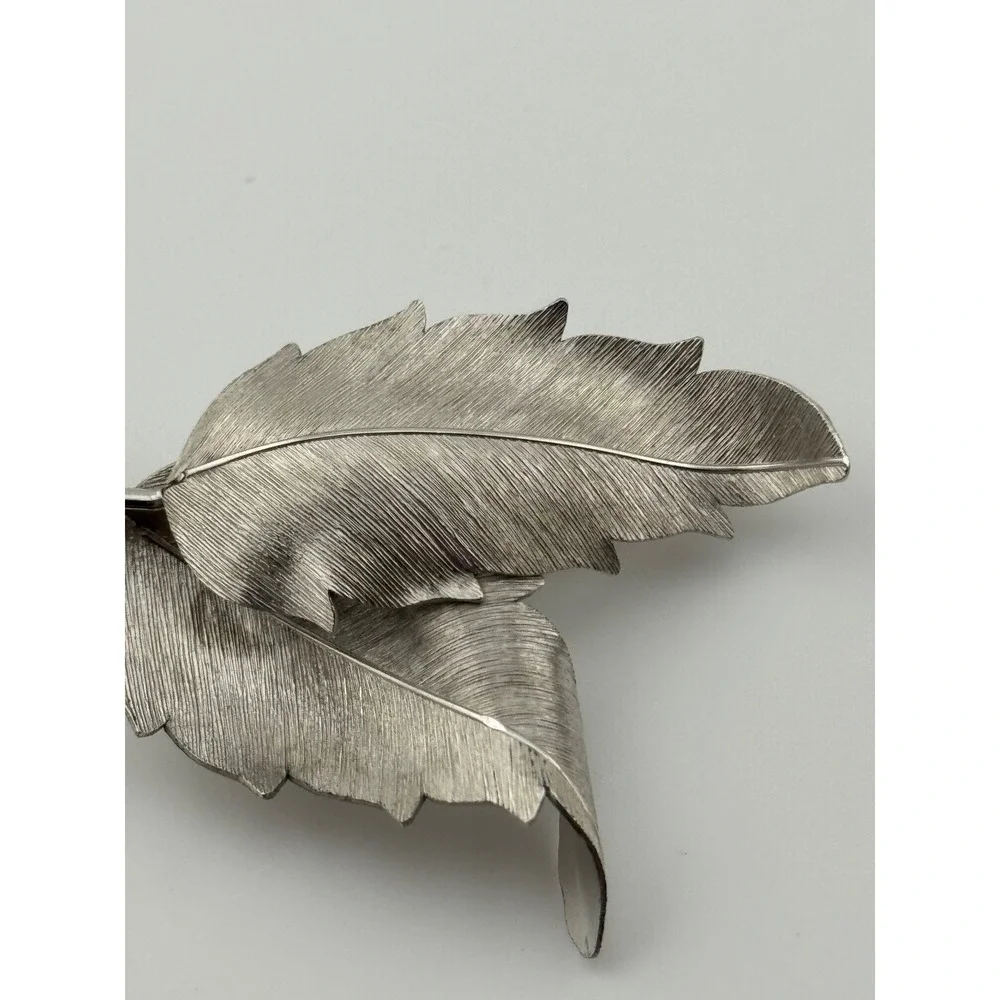 Vintage‎ Krementz Brooch Silver Tone Leaf Pin